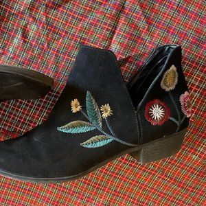 Indigo Rd Black Faux Suede Floral Embroidered Boho Western Bootie
